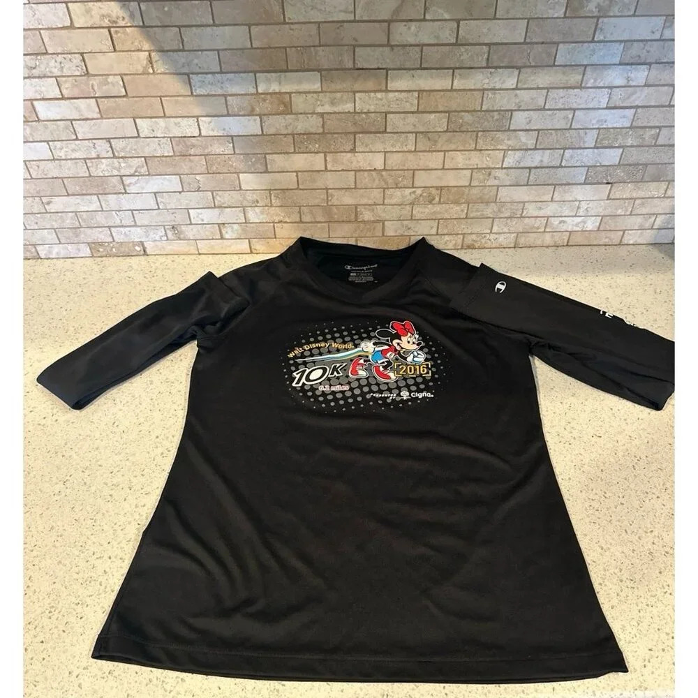 runDisney 2016 Walt Disney World 10k running shirt‎